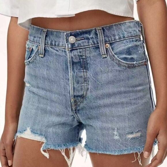 Levi's Premium Denim 100% Cotton Wedgie Shorts Snooze You Loose Distressed 26 - Picture 1 of 9